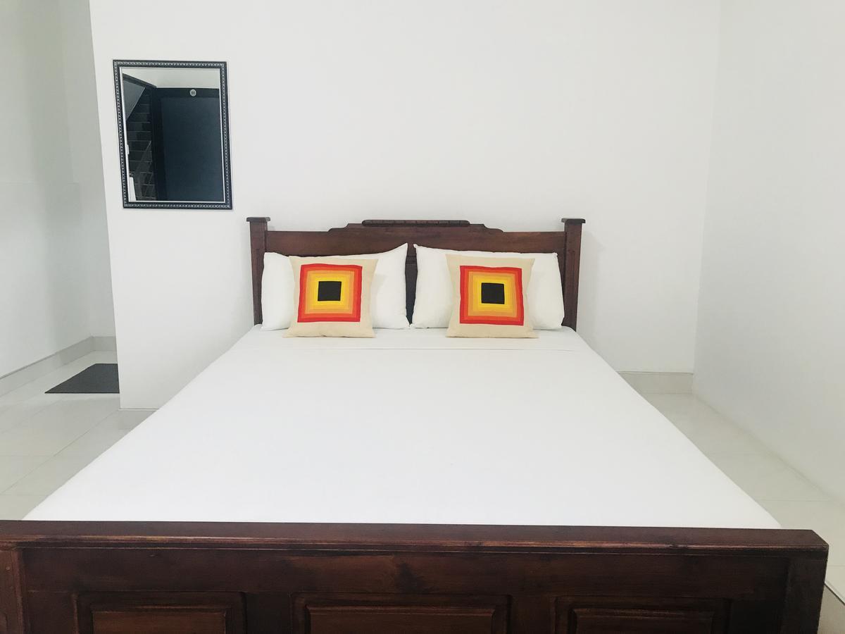 Lake City Resort Anuradhapura Zewnętrze zdjęcie
