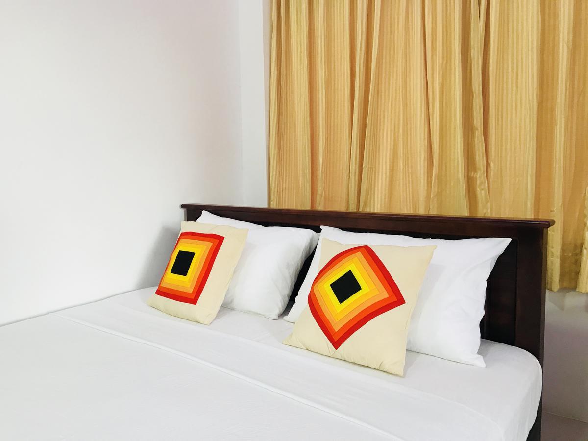 Lake City Resort Anuradhapura Zewnętrze zdjęcie