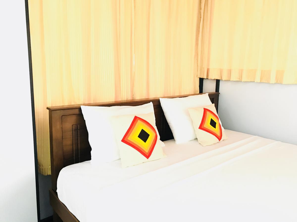 Lake City Resort Anuradhapura Zewnętrze zdjęcie