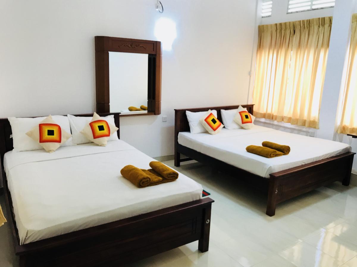 Lake City Resort Anuradhapura Zewnętrze zdjęcie