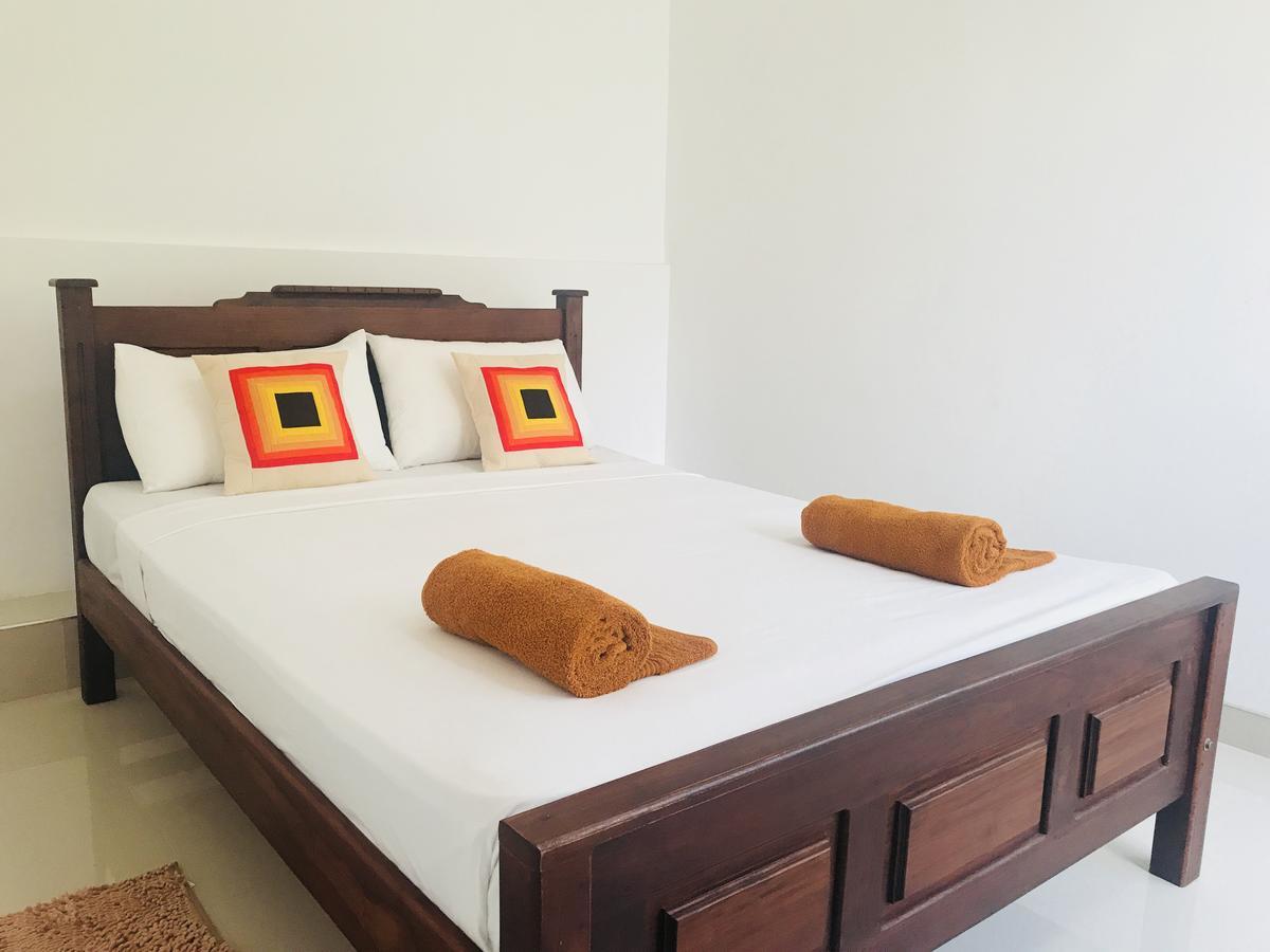 Lake City Resort Anuradhapura Zewnętrze zdjęcie