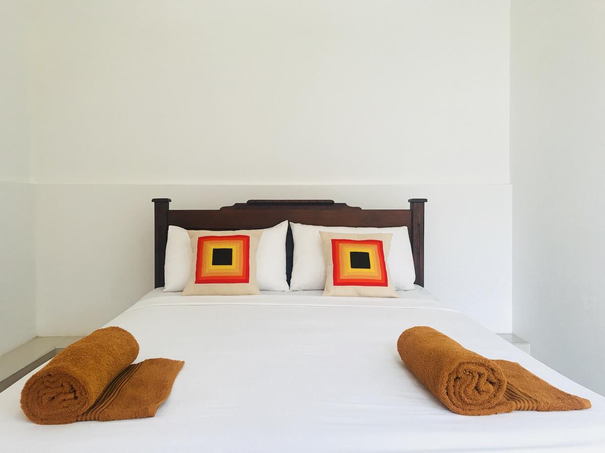 Lake City Resort Anuradhapura Zewnętrze zdjęcie