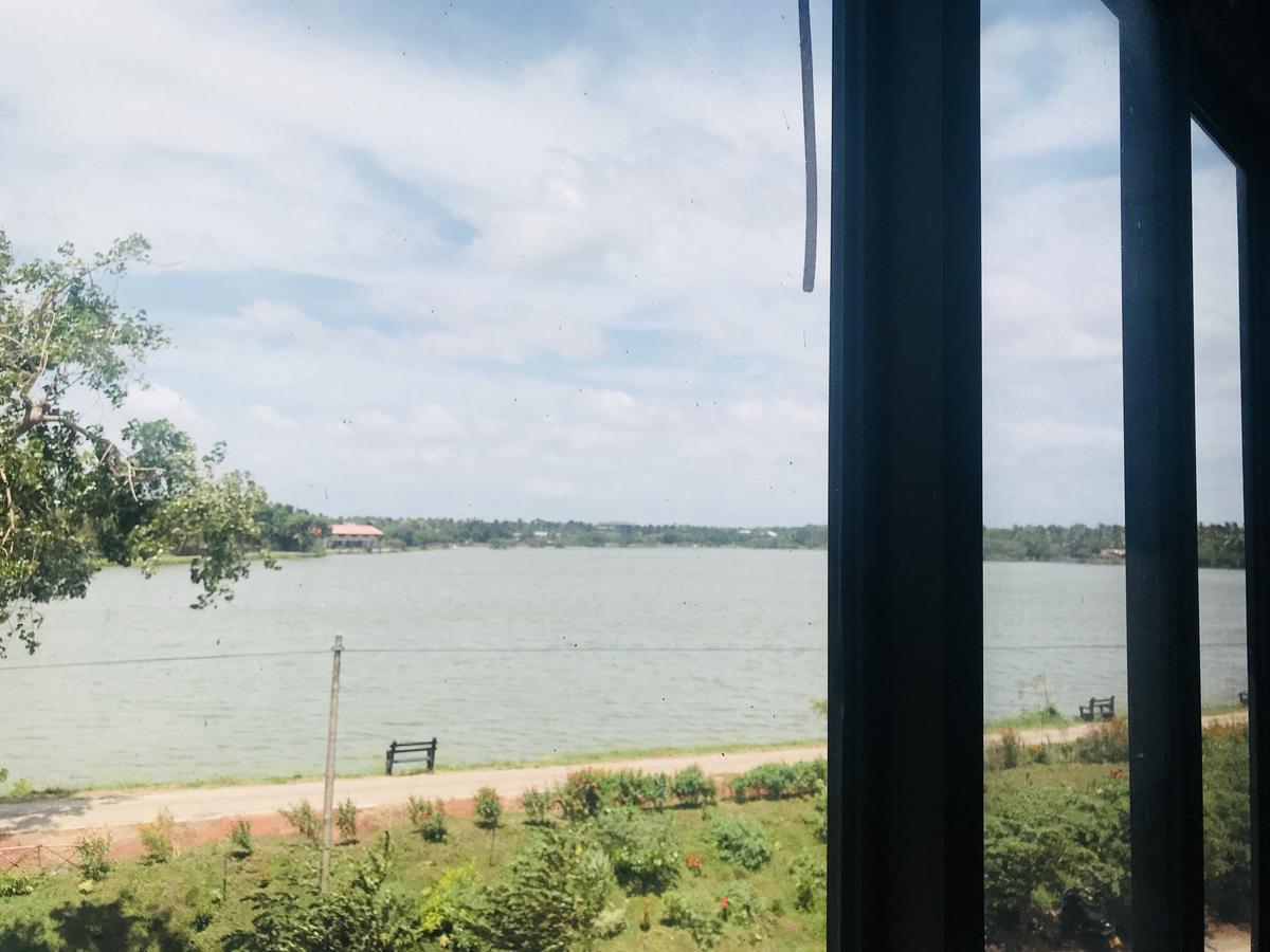 Lake City Resort Anuradhapura Zewnętrze zdjęcie